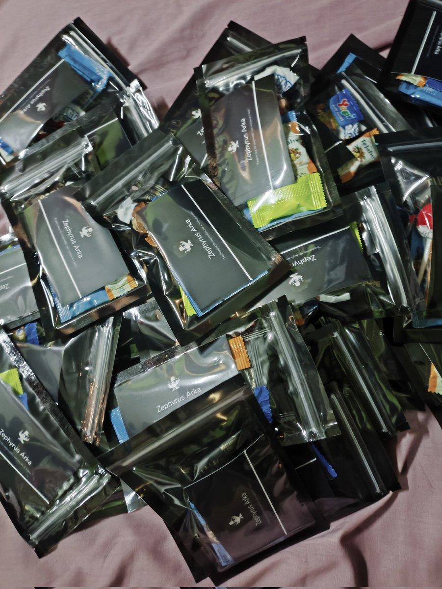 Zephyrus65's tweet image. Guys yang ketemu aing sapa aja yak, udah prep freebies kecil kecilan.
#CF21