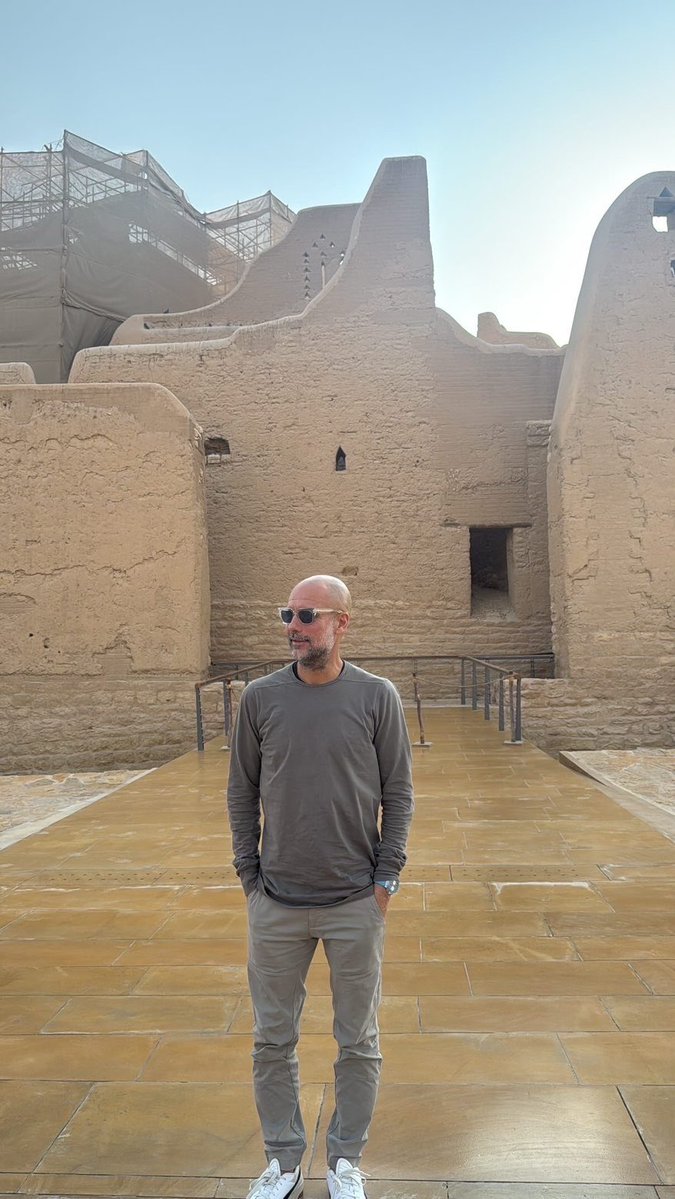 🚨📸 حصري..

بيب غوارديولا يتواجد حاليًا في الدرعية للاستمتاع بفترة اجازته خلال فترة التوقف الدولي 🇸🇦💚