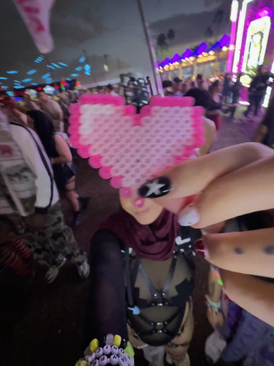 http_charms's tweet image. Post fest depression is in full effect
I miss edc already ☹️