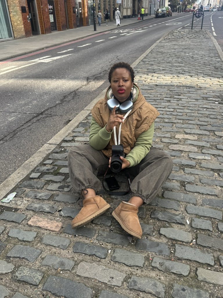VickieRemoe's tweet image. E no easy o

Conditions of service very poor at @Drizilik Inc.

Ministry of Labor needs to look into di way me boss  day treat me na dis London.

A whole me don turn worok.

#drizilikliveinlondon is in 3 days. 

#sierraleone