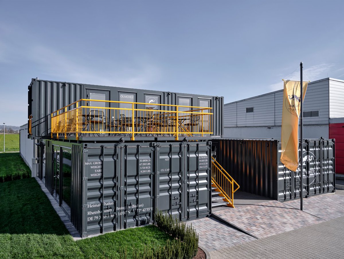 modularkanbud's tweet image. Nasze modułowe rozwiązania to idealny sposób na stworzenie przestrzeni usługowej — restauracji, salonu fryzjerskiego czy biura handlowego.
- Krótki czas realizacji pozwala na szybkie rozpoczęcie działalności,
- szybszy zwrot z inwestycji!

#modularconstruction #modularbuildings