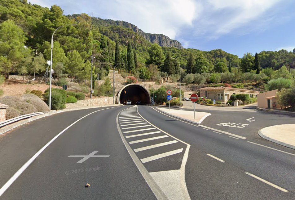🟢ATENCIÓ EL TÚNEL DE SÓLLER TORNA A ESTAR OBERT LES 24H‼️

A partir d'avui ja no hi ha més talls nocturns. Aquest dimecres han acabat les obres de millora i manteniment que s'hi han dut a terme durant sis setmanes i que han mantingut aquest accés tancat de 23.00h a les 6.00h