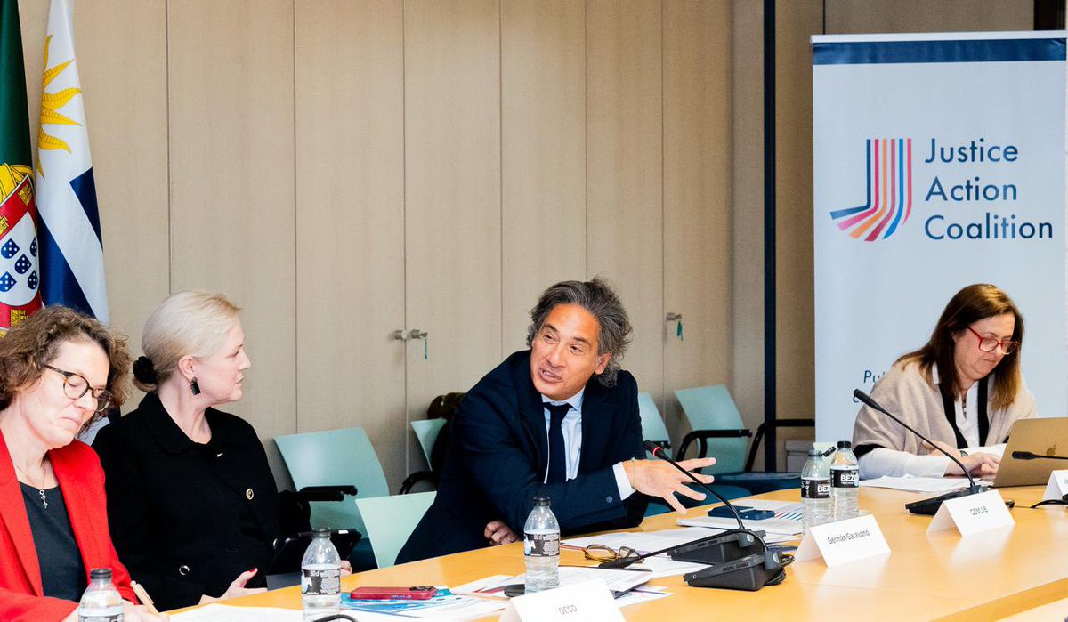 german_garavano's tweet photo. Participé en la reunión de alto nivel de la #JusticeActionCoalition en Madrid 🇪🇸.
Como copresidente del Grupo de Trabajo sobre Justicia, presenté los desafíos y oportunidades en el período 2026-2030 para construir sociedades más justas e inclusivas.
La justicia impulsa inclusión, paz y prosperidad.

#PeopleCenteredJustice #GlobalJusticeGap #JAC2025 #SocialSummit2025