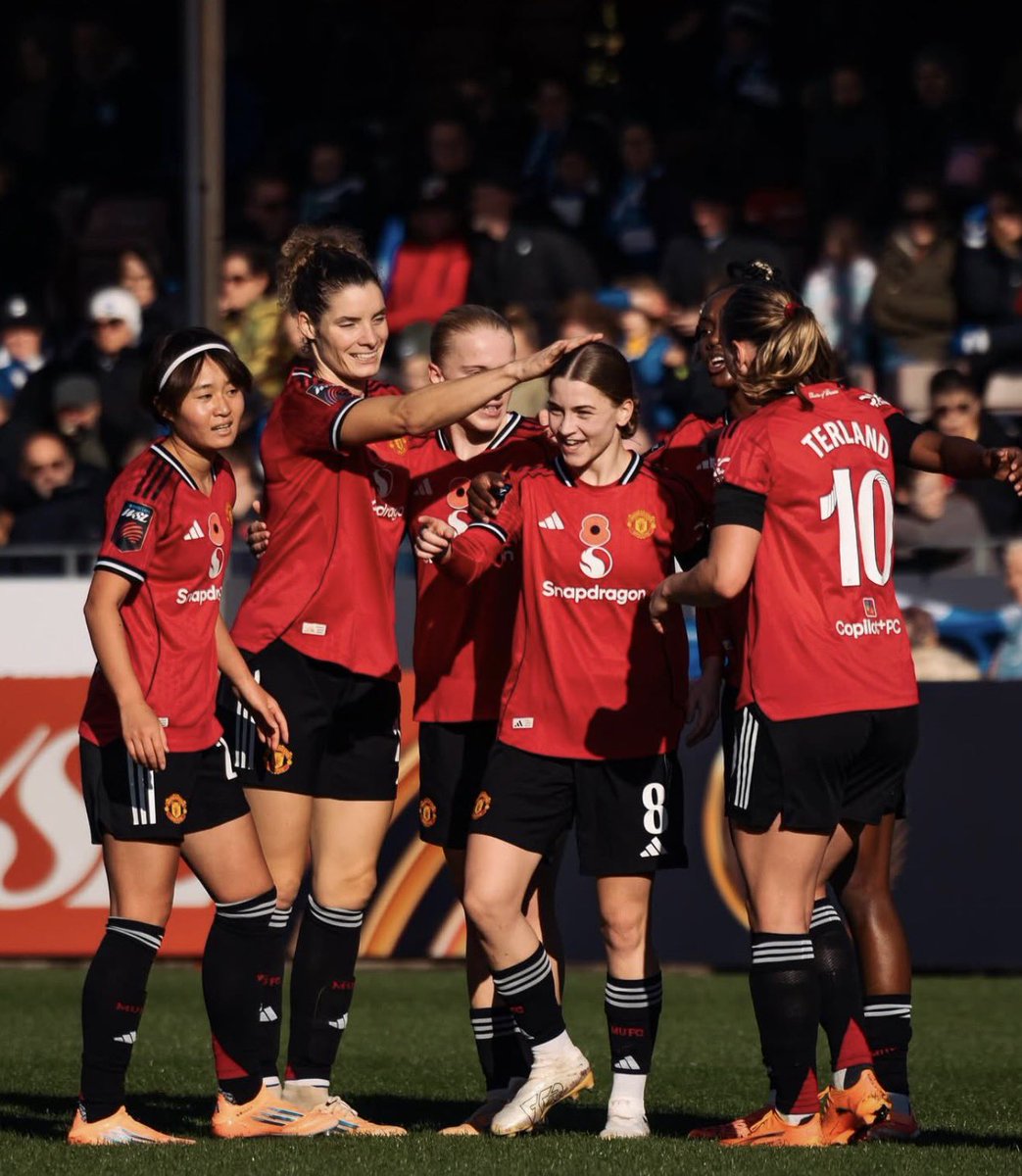 invest. in. manchester. united. women. 

we’ve got the foundations of something truly sensational here. the potential to be up there with the best in the world. 

don’t let us down <a href="/ManUtd/">Manchester United</a> ❤️