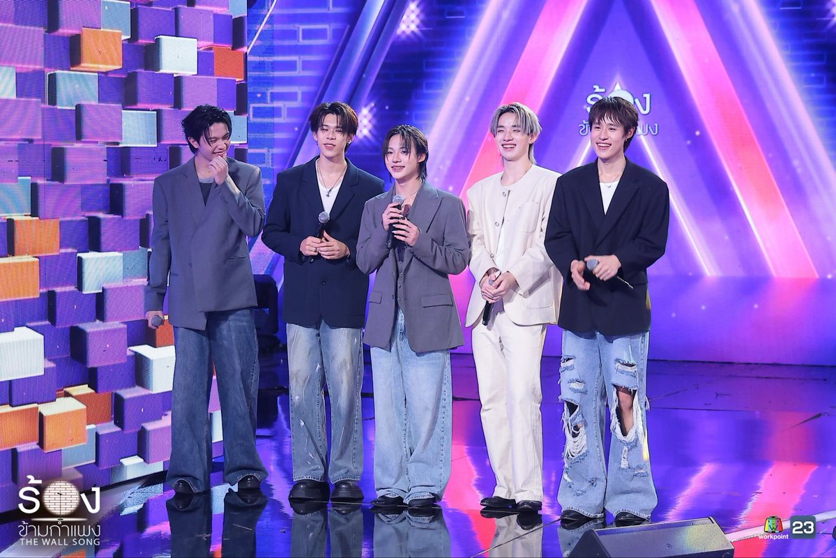 thewallsong's tweet image. ❌ Failed
SUPERSTAR “LYKN”
นักร้องหลังกำแพง “ญดา นริลญา”
::: หลุดชื่อ “ญดา” ออกมาแล้วแท้ๆ แต่ดันเลือกตอบชื่อที่ผิด แบบนี้ก็เฟลเปิดคู่แรกไปสำหรับ 5 หนุ่ม LYKN - ตุ้ย, เลโก้, นัท, ฮง และวิลเลี่ยม

#ร้องข้ามกำแพง #TheWallSong #Workpoint #WorkPoint23 #LYKN #ญดานริลญา #yadarilya