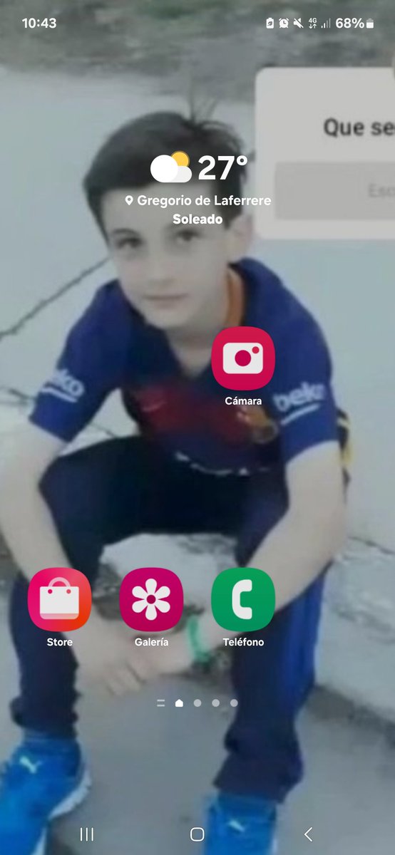 guvlln's tweet photo. @m8orena TENGO A TU NOVIO DE FONDO DE PANTALLA HACE 1 AÑO https://t.co/DHRqfd664D