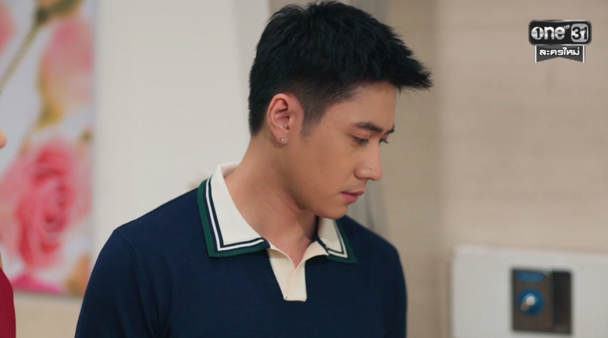 มุมข้าง ที่โดนใจ ทรงผมเดียวกับกันดั้มใช่มั้ย พ่อลูกผูกจิต 😁

#ตามหารักที่เธอลืมEP3
<a href="/RachataJam/">Jam Rachata</a>