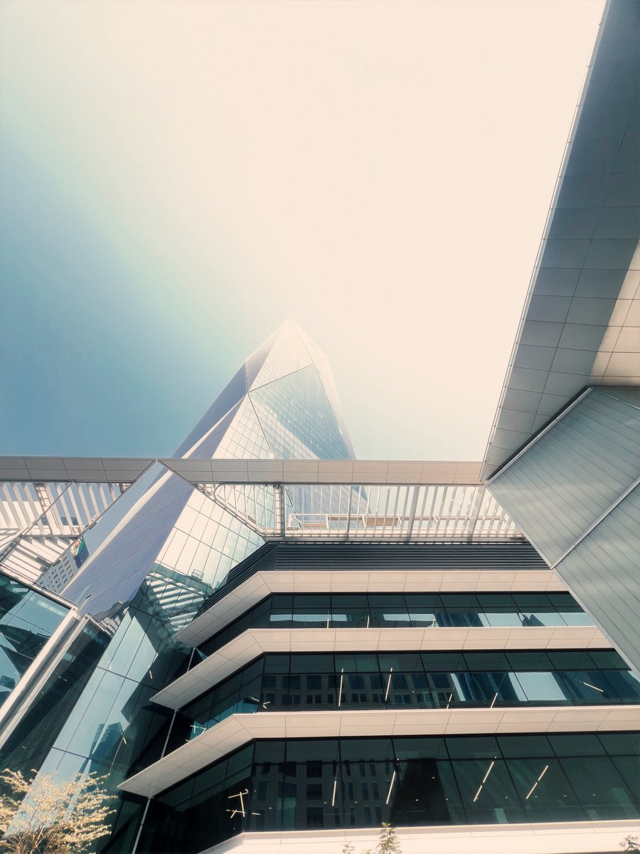 zonetect's tweet image. Often our experiences shape us for better or worse. #architecturelovers #photography #buildingart