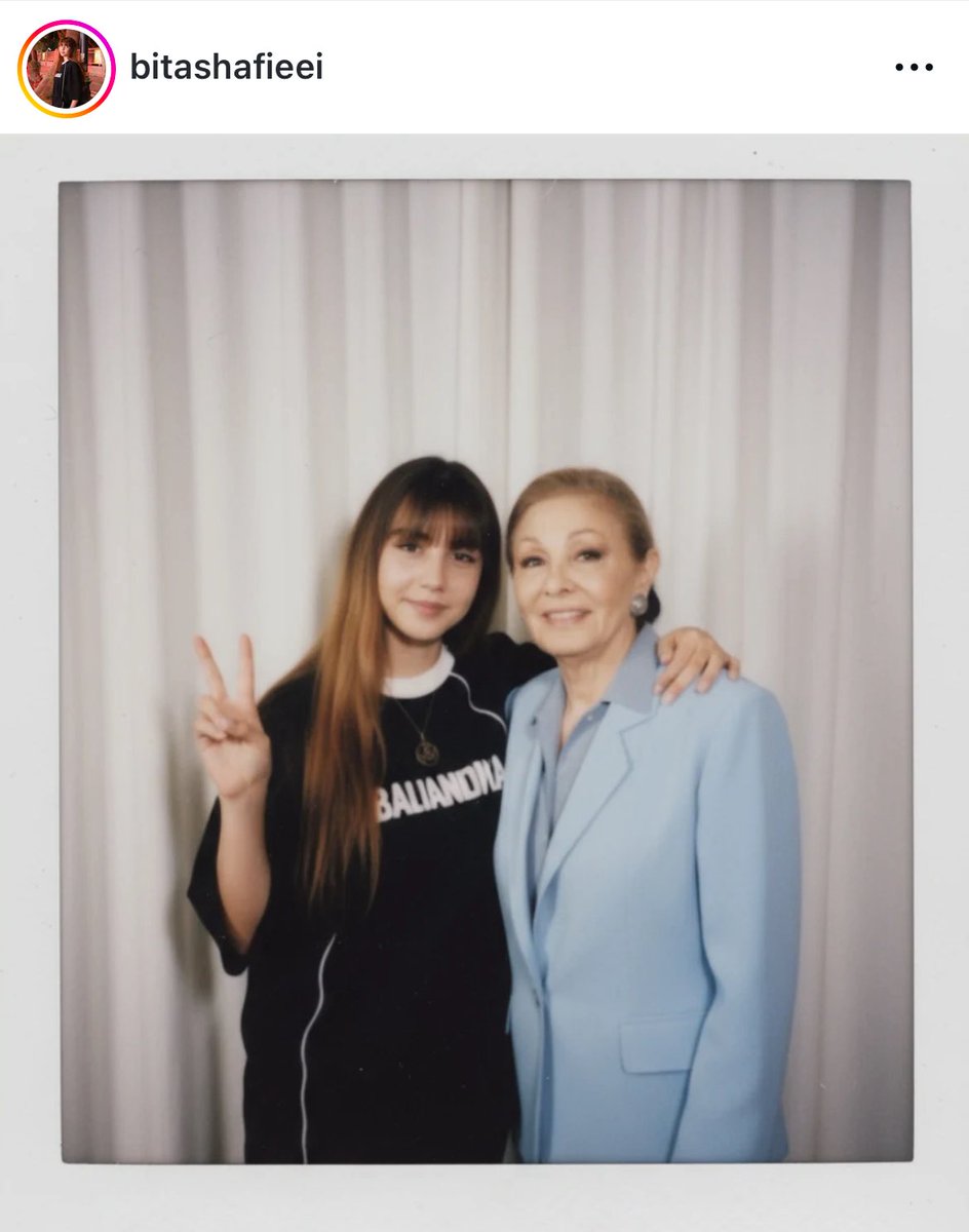 pahlavi3393's tweet image. وقتی یک دختر بچه (داخل ایران) در پیج اینستاگرام شخصی و با هویت واقعی خودش از #رضاشاه_دوم حمایت میکنه،

میفهمی یعنی چی ؟؟؟

اسمش میشه #بیتا_شفیعی و رسمش میشه شیر #دختر_ایران

حالا
من و تویی که وجودش رو نداریم تو خیابون بریم حداقل تو مجازی صدای این باوجود باشیم.