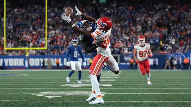 theonlydyl_'s tweet photo. I’m going to say it, because it needs to be said…. 

Tyquan Thornton needs to be taking snaps from Hollywood Brown. Thornton is the more explosive player, and he is a genuine threat to defenses 100% of the time when he’s on the field. 

Kansas City cannot make the same mistake that the Patriots did. 

Thornton’s stats before Rice came back: 

• 272 yards
• 3 touchdowns 

His stats after Rice:

• 39 yards

Thornton was on pace for a 900 yard season, and I believe he could’ve broke 1,000 yards.