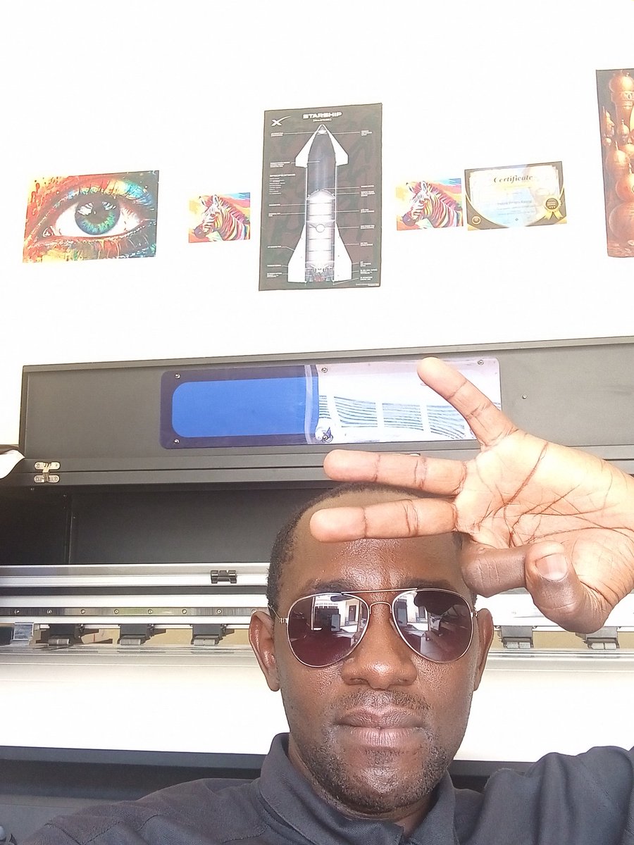 We the print Giants, Quality Everyday