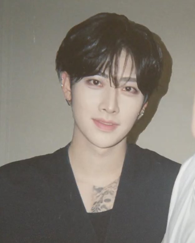 dalxhen's tweet image. 아이기여워
이달의친절고양이상 받아야겟는데 지금 ?