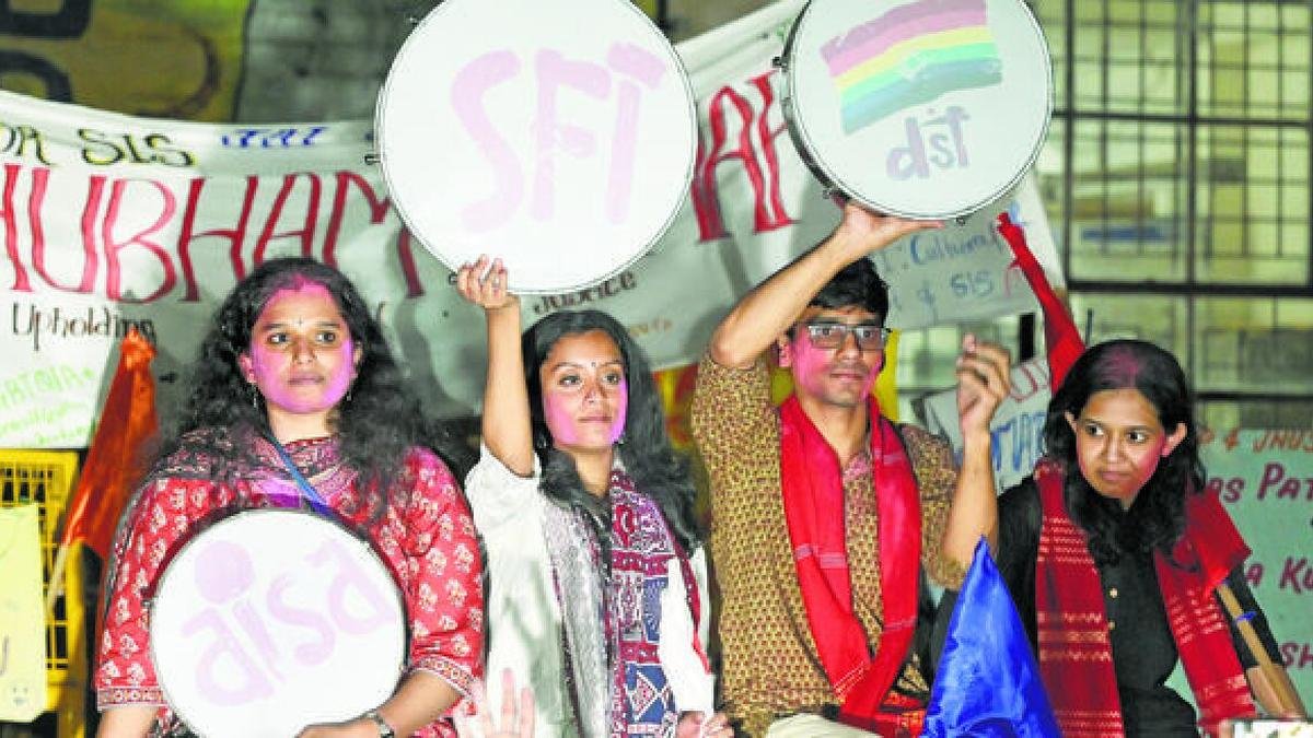 In the celebrations after the Left Unity won all four posts in the Jawaharlal Nehru University Students’ Union (JNUSU) beating RSS-backed Akhil Bharatiya Vidyarthi Parishad (ABVP) earlier this month, the four post holders carried daflis with the names of their respective
