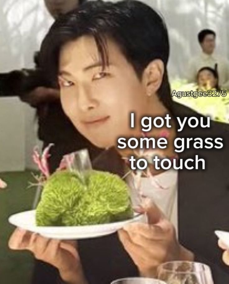 <a href="/MelodyVernonK/">Melody Vernon</a> My post isn’t directed at anybody. I only mentioned my idols here. But if the shoe fits, wear it Cinderella. 😋