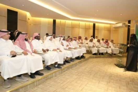 j4tarf's tweet image. ⬜️🟩

شاركت #جمعية_الطرف_الخيرية ،ممثلة بمسؤول المخاطر صالح الذياب ،في  لقاء (إدارة المخاطر في المنظمات غير الربحية) الذي نفذه #تعليم_الأحساء بالتعاون مع مجلس الجمعية الأهلية بالمنطقة الشرقية@ercharities