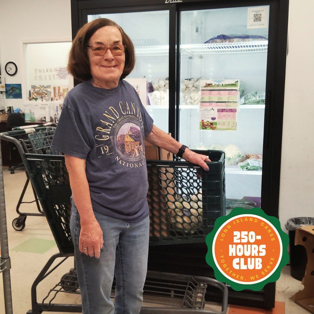 LongIslandCares's tweet image. Huge shoutout to Dorothy 💛
She just hit 250 volunteer hours since the start of 2025!

Her dedication helps feed families and power our mission every day. We’re so grateful for volunteers like her.

#LongIslandCares #Volunteer #EndHungerLI #CommunitySupport #GiveBack