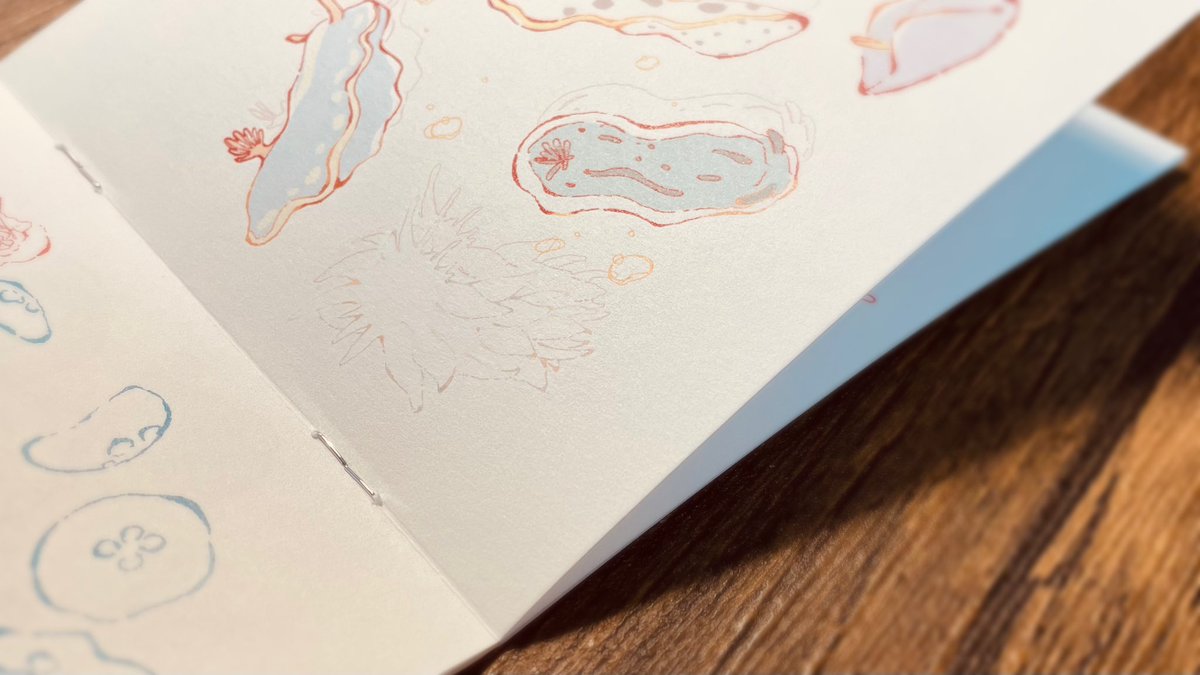 落描き本、とても小さく8ページのミニ冊子ですがとても可愛い仕上がりになりました…！
是非リクエストしてくださった方探してみてください👀