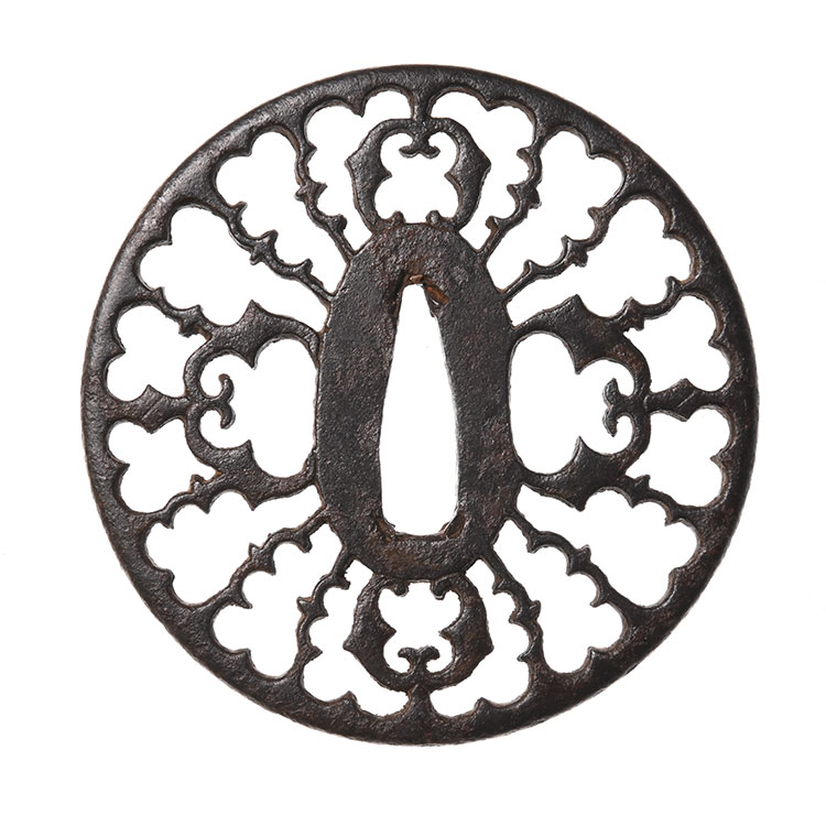 鉄地 江戸時代 日本刀 刀装具 武具 鐔 骨董【抱茗荷雁金透鍔】(鍔箱付き) 鍔