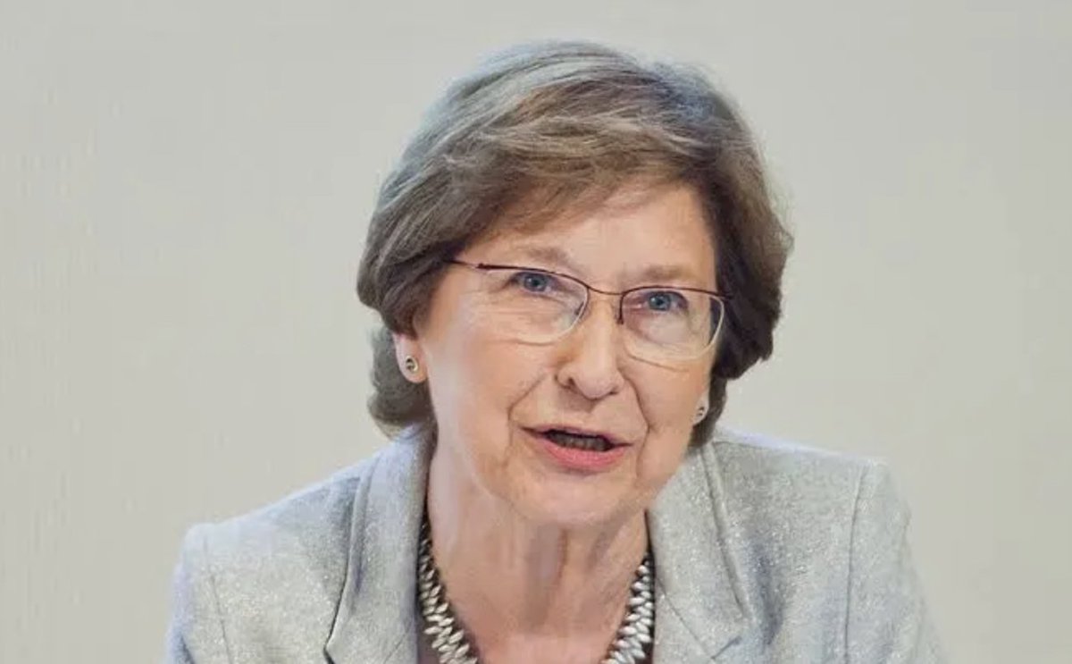 #TalDiaComAvui de 1948 nasqué a Banyoles Gemma Rigau i Oliver, filòloga i lingüista.
Ha contribuït a la lingüística teòrica amb estudis sobre discurs, sintaxi i lèxic del català i les llengües romàniques, destacant en la descripció sintàctica del català.
tuit.cat/orSzW