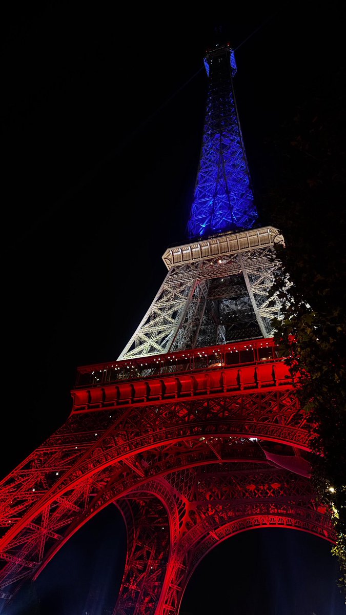 Adrien Tango Hotel ✈ tweet media