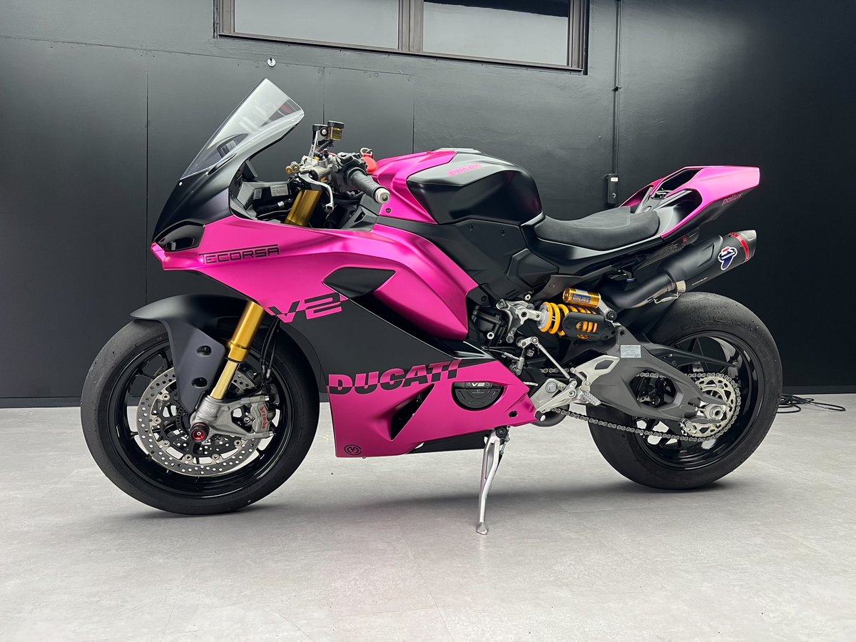 DUCATI パニガーレV2s フルラッピング 毎度ご依頼いただきありがとう