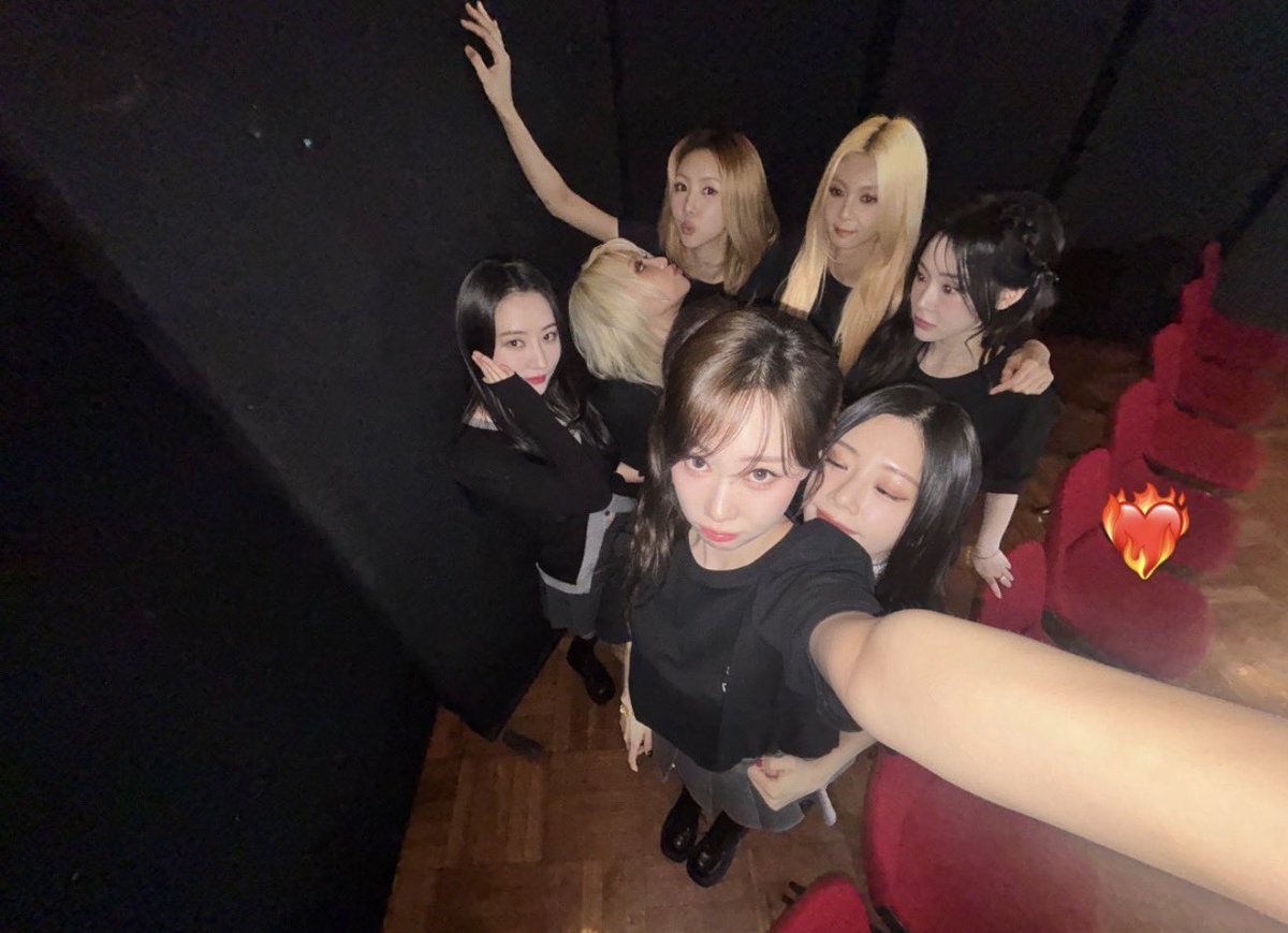 nomtthew's tweet photo. OOH MY GODDD 😭😭😭 https://t.co/f2zxHRqC0z