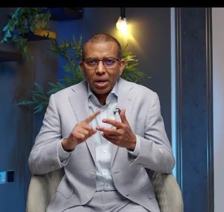 Ali_Proffesor's tweet image. From a rich millionaire to now a broke man with dementia.

This man had it all…until envy completely destroyed him and his finances.

A sad African story. 

#Somalia