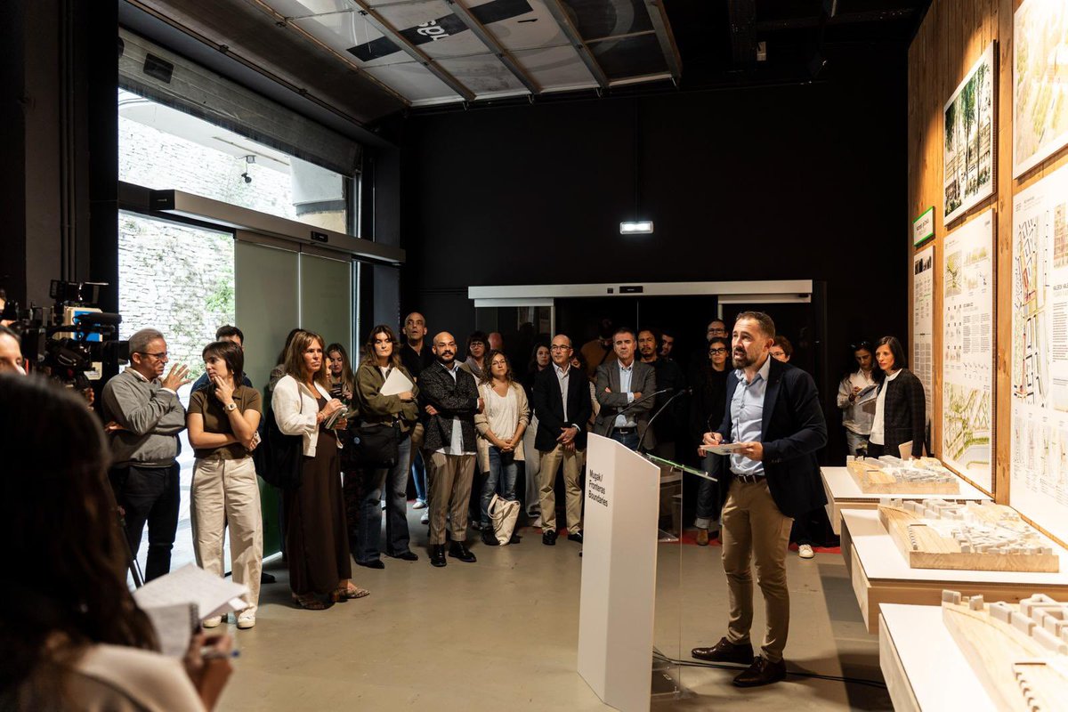 Denis Itxaso tweet media