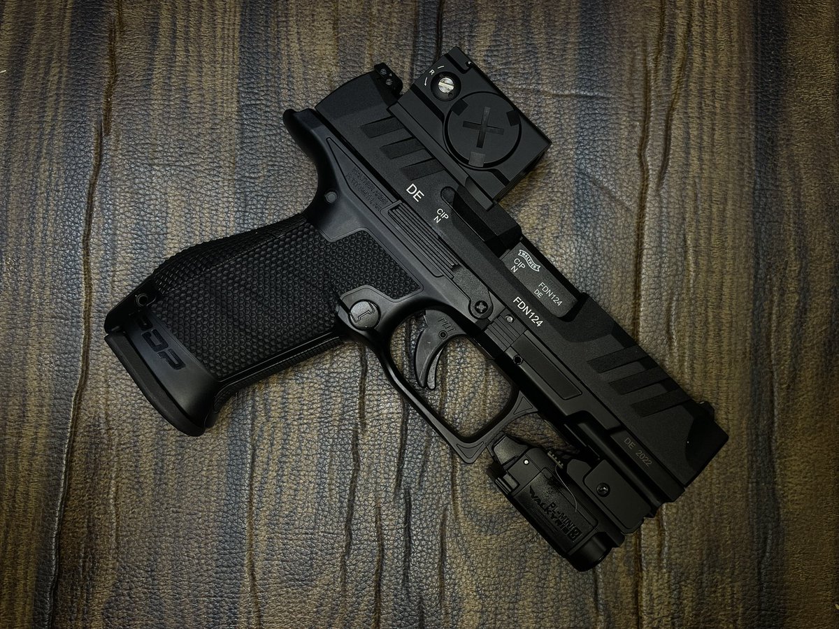 サバゲ仲間で同じエアガンを弄るの面白いわな😁 Kさんのは俺が少し弄る