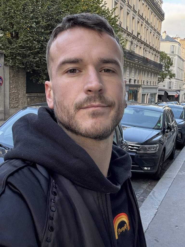 Médicament tweet media