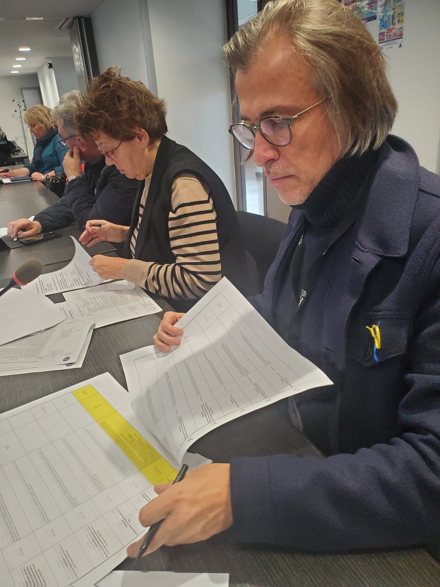 LefebvreFred59's tweet image. En commission Enseignement et recherche de la @hautsdefrance pour évoquer les investissements dans les lycées. Je soutiens la subvention aux projets éducatifs aux lycées roubaisiens Van der Meersch, Baudelaire, Saint Rémi,  Leonard de Vinci, Jean Rostand, ESAAT et Turgot.