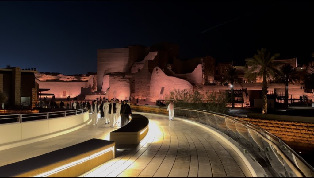 عــبدالله بـن نــايف l 🩺 tweet media