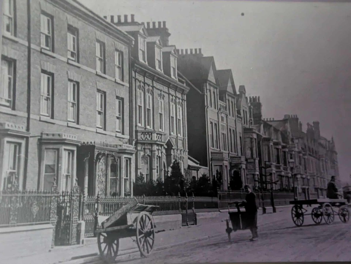 Kingsley Road, Northampton. The White Elephant pub is at the far end.