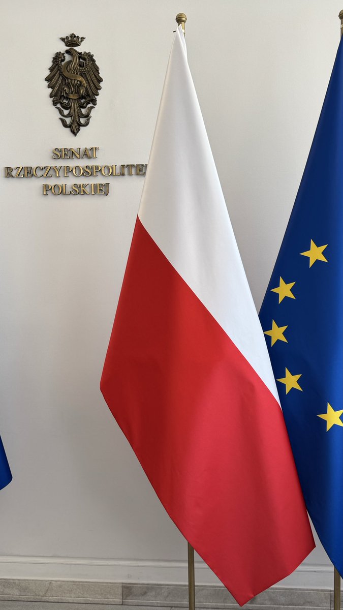 Mam dzisiaj dużą przyjemność reprezentować <a href="/PISM_Poland/">PISM</a> na konferencji <a href="/PolskiSenat/">Senat RP  🇵🇱</a> <a href="/CommunityofDem/">CoD</a> nt bezpieczeństwa Morza Bałtyckiego - to absolutnie kluczowy problem wobec nasilającej się kapłani hybrydowych ataków Rosji. Wystąpienie otwierające wygłosi <a href="/sikorskiradek/">Radosław Sikorski 🇵🇱🇪🇺</a> !