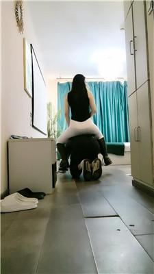 【甜音】
#骑马 #女骑士 #马术 #马奴 #骑士