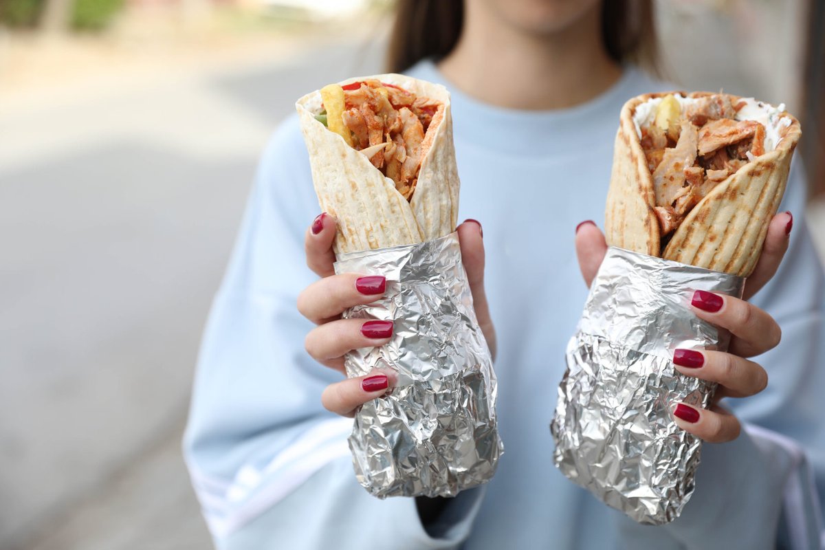 CafeCLtd's tweet image. We’ve a huge range of #food wrapping papers for #streetfood #coffeeshops #farmshops - interested? Get in touch today!