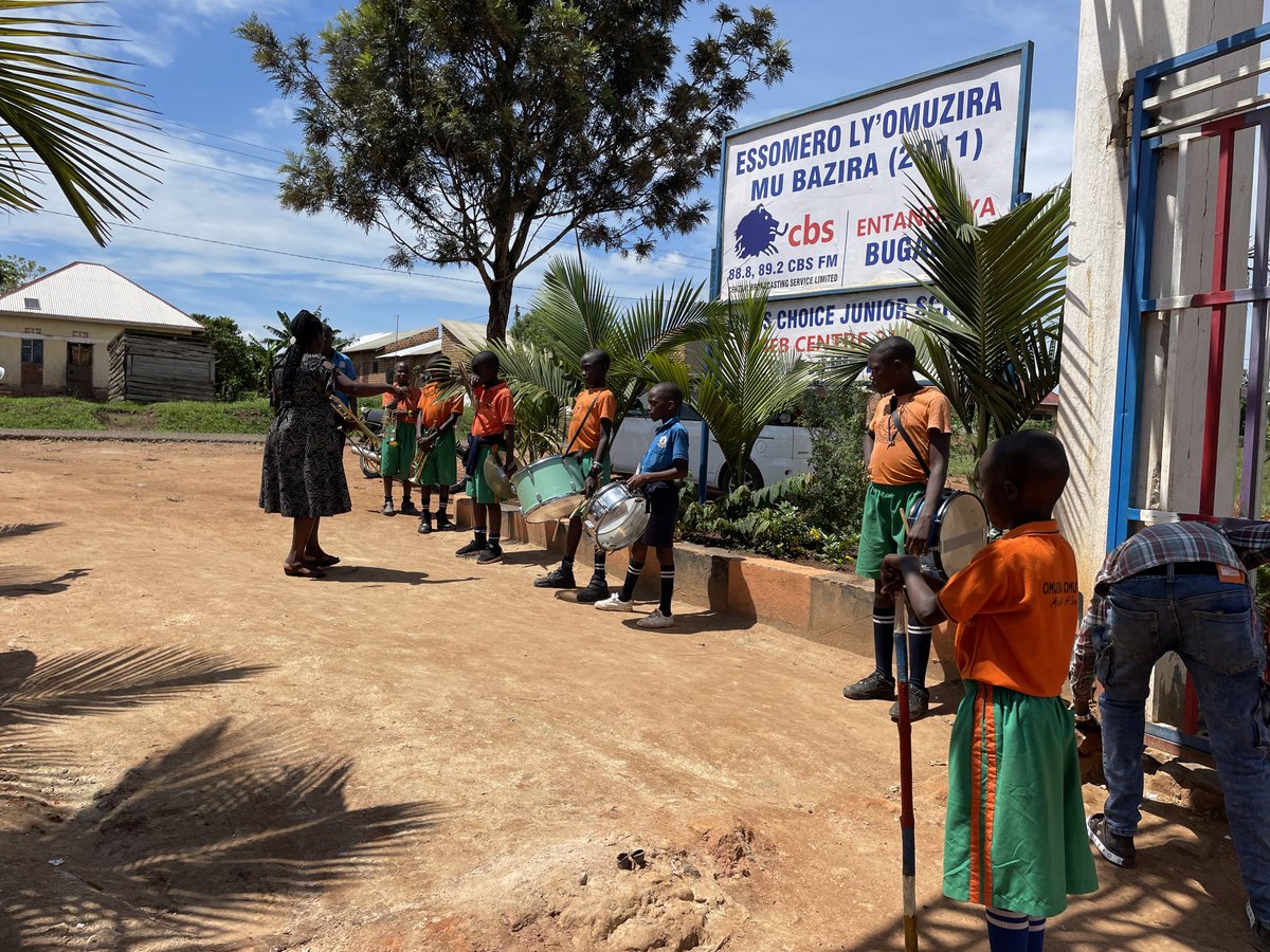 GHI_Network's tweet image. Big shoutout to Kings Choice Primary School for the warm welcome. 🎉 We launched our Building Champions program with a bang, thanks to the amazing brass band. 🎺 We are creating safe spaces for girls &amp;amp; empowering children with life skills, confidence &amp;amp; assertive communication.