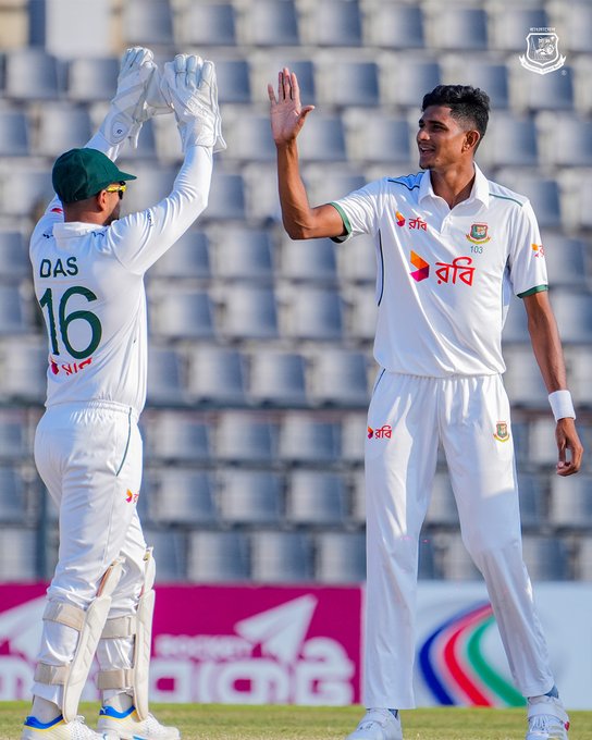 Nahid Rana strikes early — Cade Carmichael bowled for 5 🇧🇩