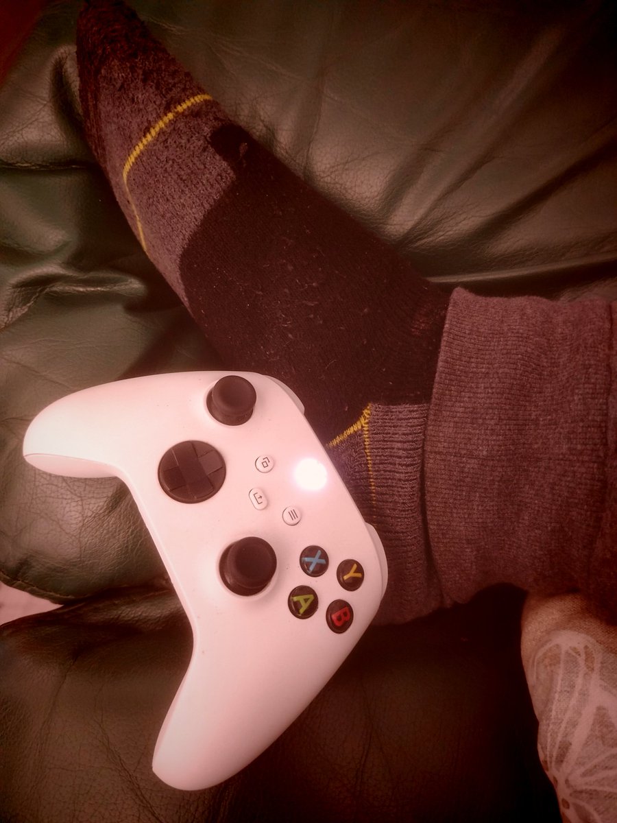 Allmyfeets15 tweet picture