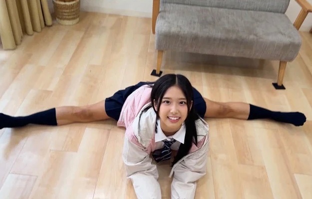 mayradeberg's tweet photo. 身体柔らかい特技を活かして草
⬇️
https://t.co/LAAGM5Tsql https://t.co/VjhkFfj6XH