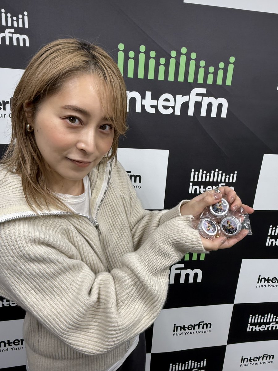 sbs_897's tweet image. 🎁リスナープレゼント🎁
マルシィ(@marcy0910)の練り香水を
「3名様」にプレゼント！！！！

【応募方法】
1.このアカウントをフォロー
2.この投稿をリポスト 
(※応募期間は11/21 AM 4：59まで)

当選者にはDMにてご連絡させて頂きます！
たくさんのご応募お待ちしています！
#sbs897