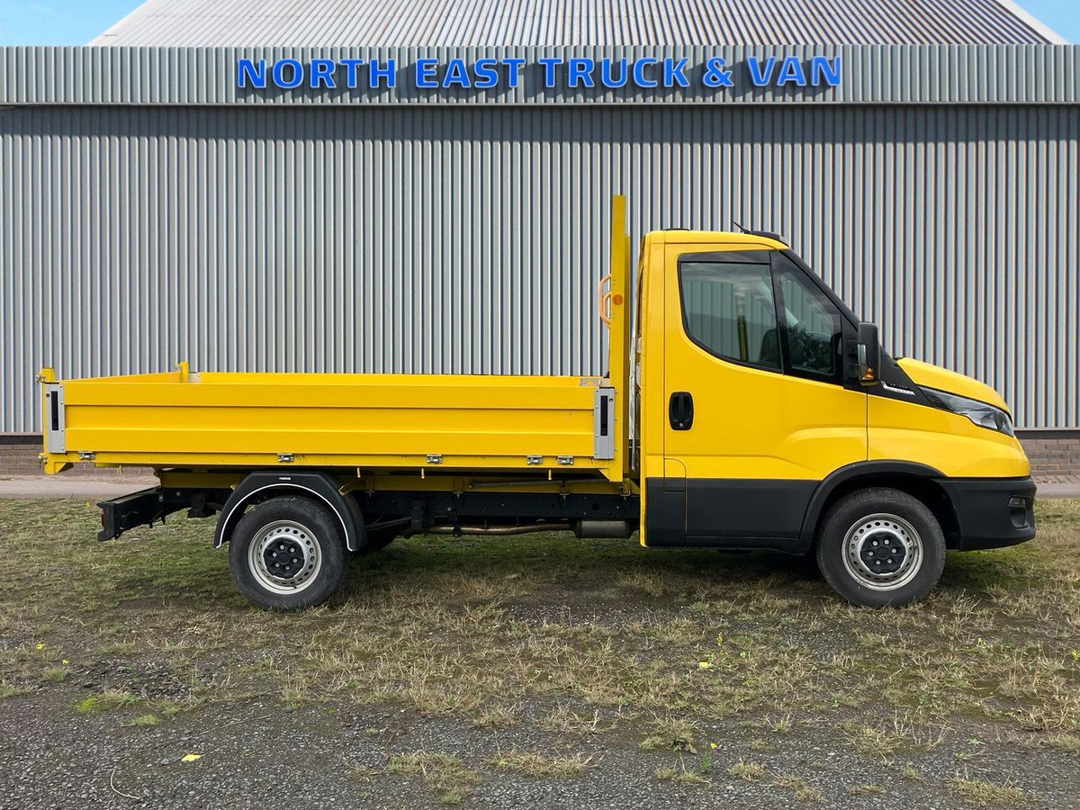 NETVLtd's tweet image. ***IN STOCK AND AVAILABLE***

IVECO Daily Tipper
3450 w/b Auto

- Single Passenger Seat
- Alloy Wheels
- Builders Merchant Spec
- Business Pack - 
- After Market Reverse Camera

Further spec- 

Book a demo - call 01642 370555

#IVECO #Daily #Tipper