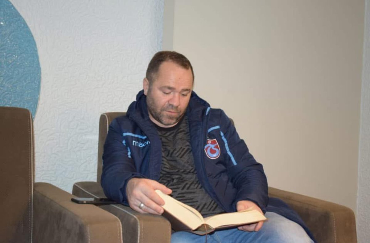 ALLAH ve RESULUNE karşı kim varsa bende onun karşısındayım.
Bu sözden rahatsız olanlar imanınızı sorgulayın