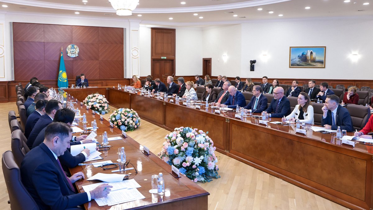 EUinKazakhstan's tweet image. 🇰🇿🇪🇺The 18th meeting of the Kazakhstan–European Union Business Platform took place on 12 November, reaffirming the shared commitment to strengthening trade and economic cooperation and improving the business and investment climate in Kazakhstan.