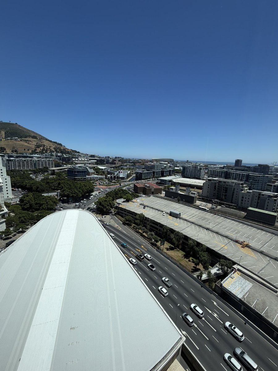 My views this morning from Capetown !!!

Damn life is gooooood 🤣🙌🏻