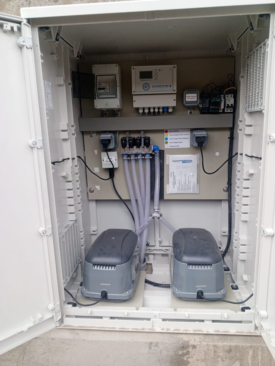 🚫 𝐍𝐎 𝐒𝐄𝐖𝐄𝐑𝐋𝐈𝐍𝐄? No problem!
A warehouse in #𝐌𝐥𝐨𝐥𝐨𝐧𝐠𝐨 is ready to 𝐆𝐨 𝐆𝐫𝐞𝐞𝐧  with <a href="/EcocycleLtd/">ECOCYCLE Ltd -SEWAGE to H2O Tech</a>, adopting advanced German tech that turns #𝐒𝐞𝐰𝐚𝐠𝐞 into 𝐑𝐞𝐮𝐬𝐚𝐛𝐥𝐞 𝐖𝐚𝐭𝐞𝐫 💧
💭 Imagine saving on water bills, exhauster costs &amp; staying