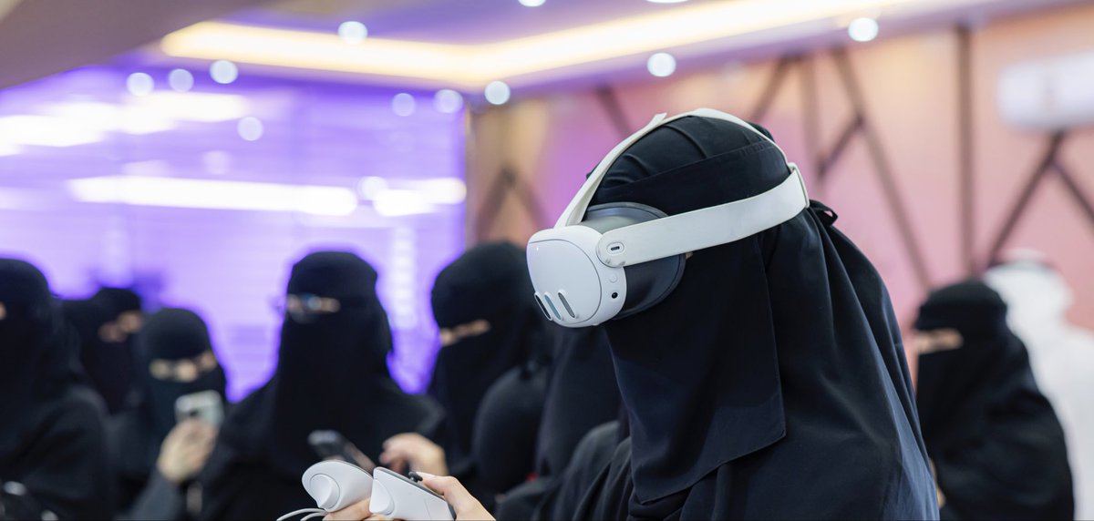 تغطيات | 
صور من المؤتمر الدولي الحادي والعشرين لهندسة الأعمال الرقمية.

#جامعة_المستقبل
#ICEBE2025
#IEEE
<a href="/IEEEorg/">IEEE</a>
<a href="/ComputerSociety/">IEEE Computer Society</a>
<a href="/t2_ltd/">T2</a>
<a href="/RMGSaudi/">ريناد المجد</a>