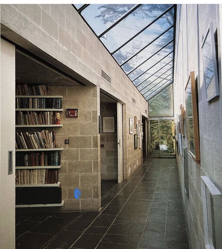 No se olviden del cielo ni del techo a la hora de proyectar ingresos de luz (hasta ventilación!) en sus casas o proyectos.