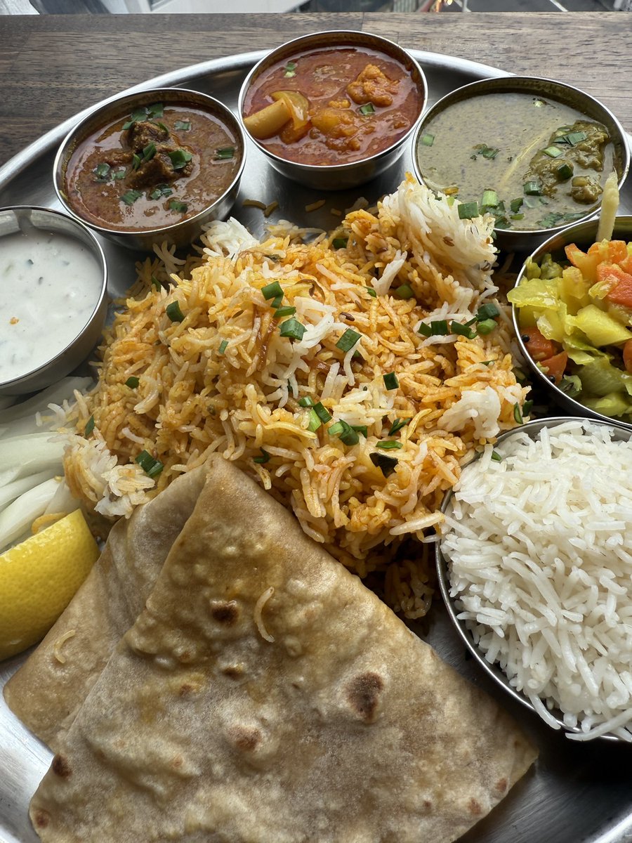 今日はミールス
食べました🍜