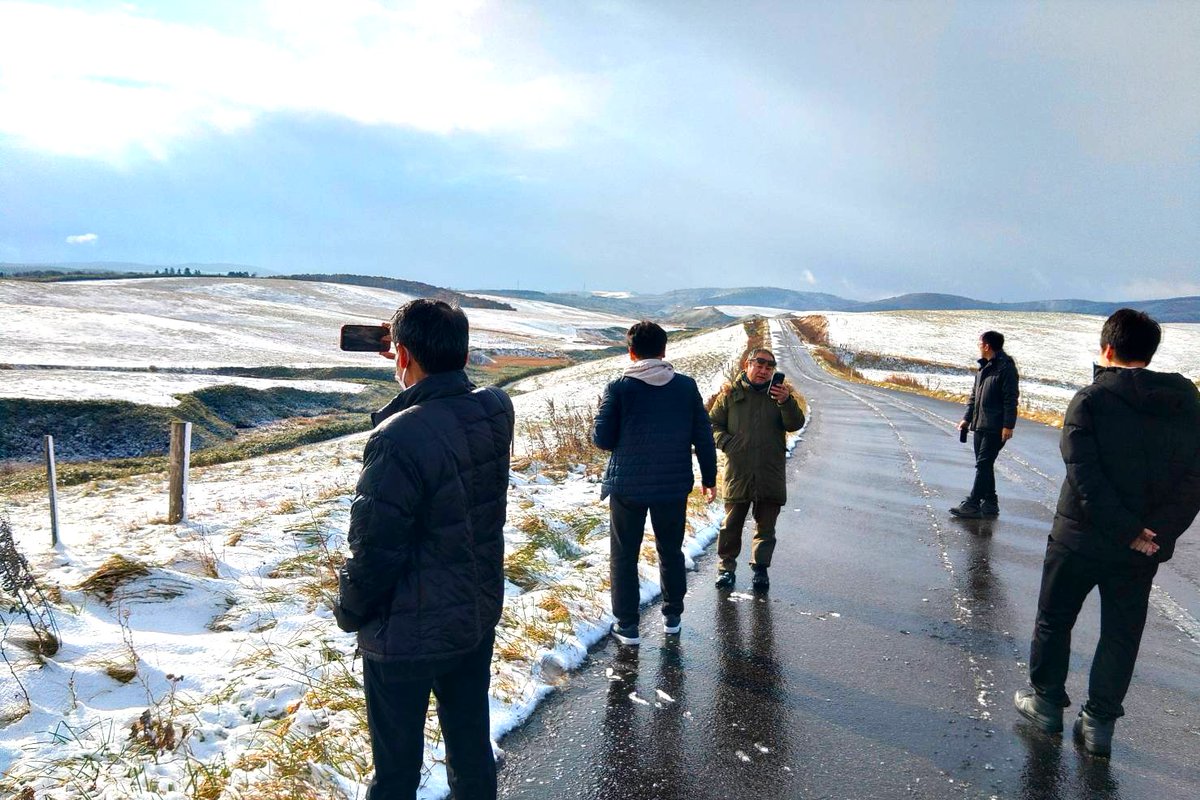 polaris_guides's tweet image. 【#雪景色 の #豊富町 をご案内🌈】

来期からの豊富町の #ヘルスツーリズム 認証プログラムの企業向けツアー販売に向けて、関係者視察と打ち合わせが行われました🍀

豊富町観光協会の方と一緒に旅行会社の方々をご案内して来ました☺

#北海道 #大規模草地牧場 #豊富温泉 #ヘルスツーリズム認証